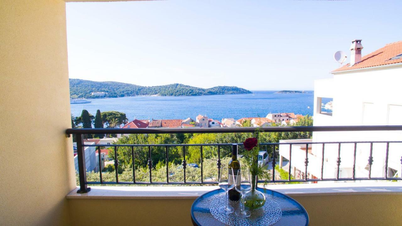 A Lovely And Cozy Room With A Breathtaking View 비스 외부 사진